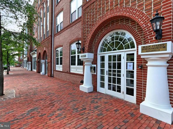 4950 Brenman Park Drive 203, Alexandria VA 22304