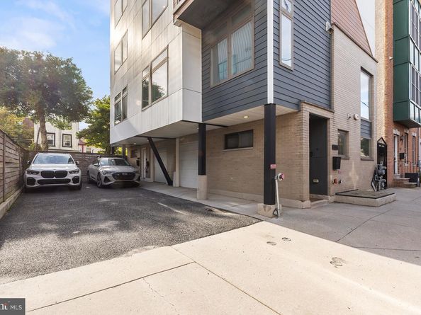 1108 Day Street A, Philadelphia PA 19125