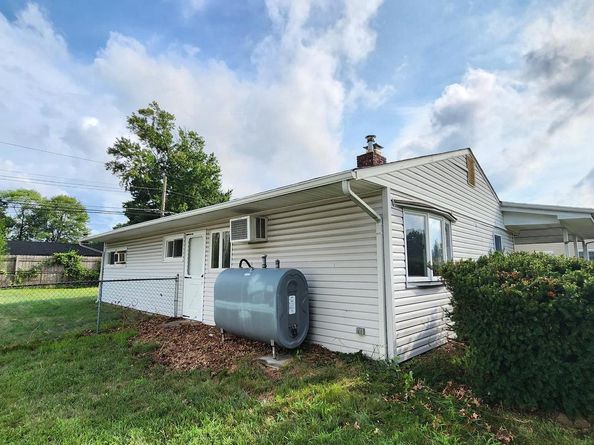 34 Thaliabush Lane, Levittown PA 19054
