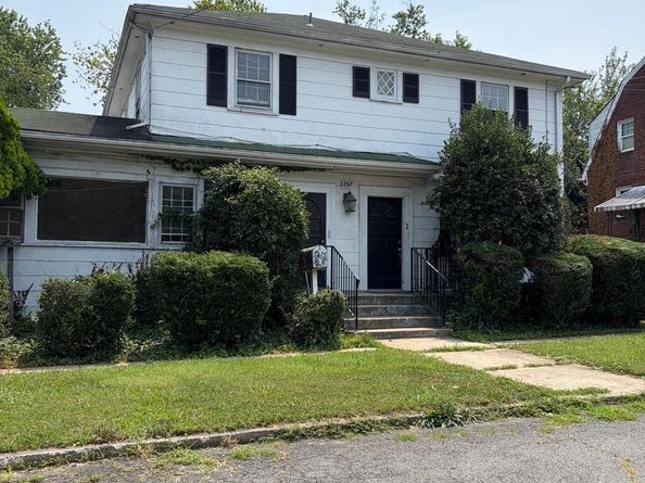 2767 Annandale Road, Falls Church VA 22042