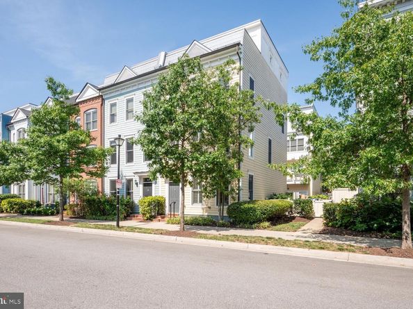 820 N Alfred Street, Alexandria VA 22314