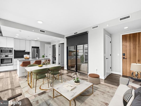 1300 4TH Street SE 901, Washington DC 20003