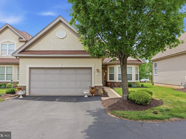 1203 Lyndhurst Court 82, Warrington PA 18976