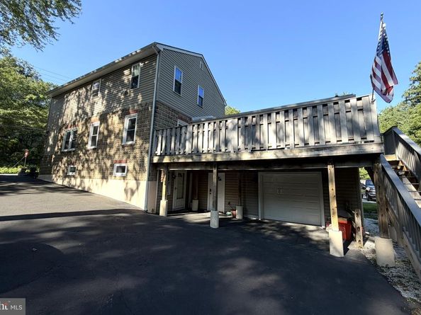 211 Shady Lane, Huntingdon Valley PA 19006