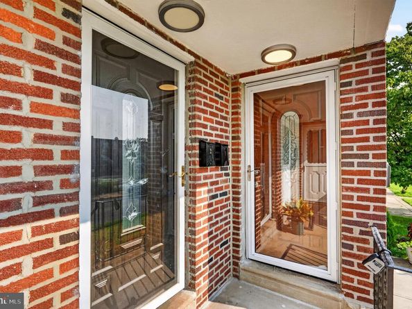 8322 Alma Street, Philadelphia PA 19152