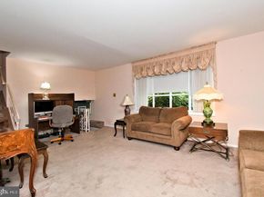 8906 Alicia Street, Philadelphia PA 19115
