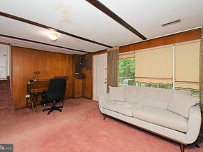 8906 Alicia Street, Philadelphia PA 19115