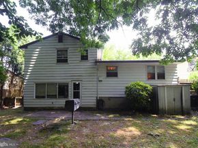 8906 Alicia Street, Philadelphia PA 19115