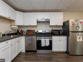 206 Sheas Terrace, Ardmore PA 19003