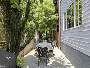 50 W Highland Avenue, Philadelphia PA 19118