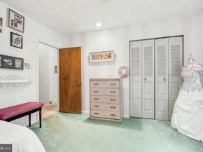 75 Toll Drive, Southampton PA 18966