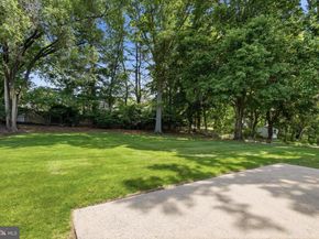 75 Toll Drive, Southampton PA 18966