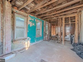 1827 E Madison Street, Philadelphia PA 19134