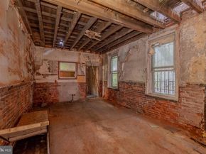 1827 E Madison Street, Philadelphia PA 19134