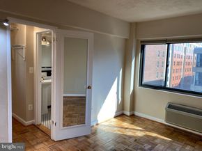 2141 I Street NW 806, Washington DC 20037