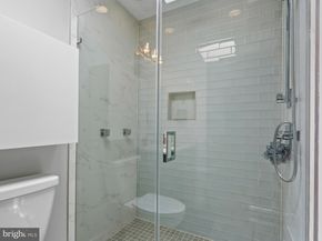 1279 Oates Street NE, Washington DC 20002