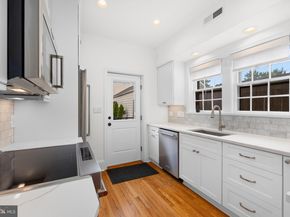 1005 Oronoco Street, Alexandria VA 22314