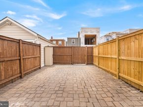 1005 Oronoco Street, Alexandria VA 22314