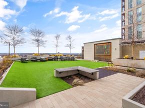 1650 Silver Hill Drive 1807, Mclean VA 22102
