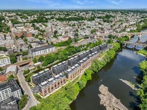 4574 Riverside Way, Philadelphia PA 19127