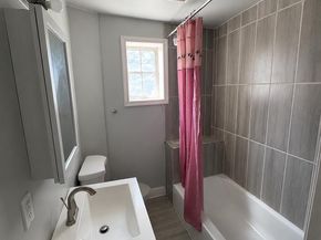 4684 Hawthorne Street, Philadelphia PA 19124