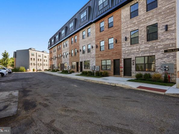 2709 Priya A76, Philadelphia PA 19131