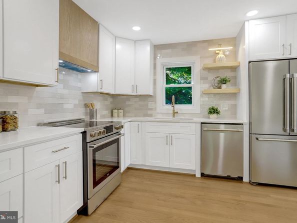 4612 9TH Street S, Arlington VA 22204