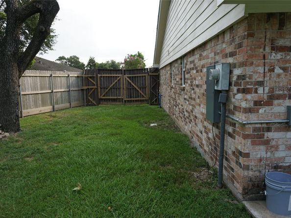 15806 Sulky Trail Court, Houston TX 77060