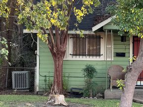 4305 Los Angeles Street, Houston TX 77026