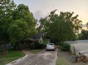 4305 Los Angeles Street, Houston TX 77026