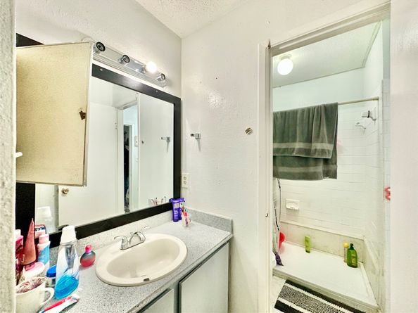 8405 Wilcrest Drive 2902, Houston TX 77072