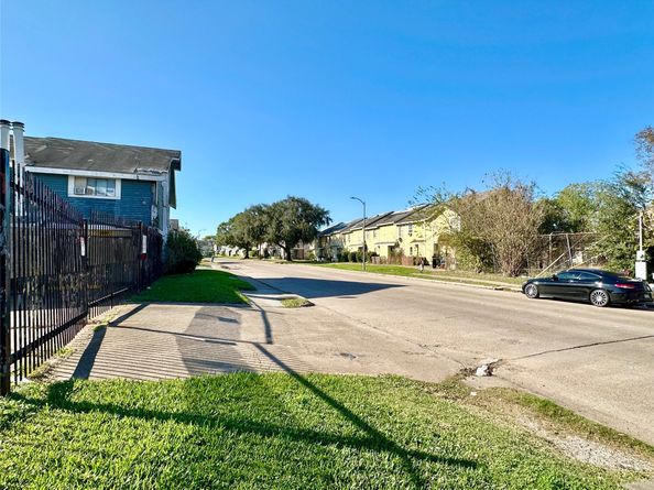 8405 Wilcrest Drive 2902, Houston TX 77072