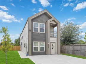 8004 Birmingham Street A/B, Houston TX 77028