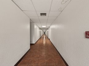 2818 S Bartell Drive 25, Houston TX 77054