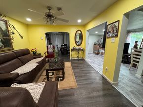 5526 Bunte Street, Houston TX 77026