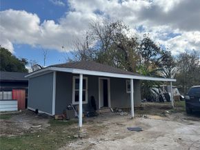 5526 Bunte Street, Houston TX 77026