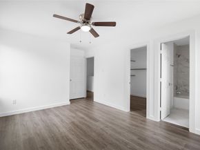 9243 Seeker Street, Houston TX 77028