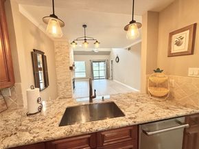 4144 Greystone Way 604, Sugar Land TX 77479