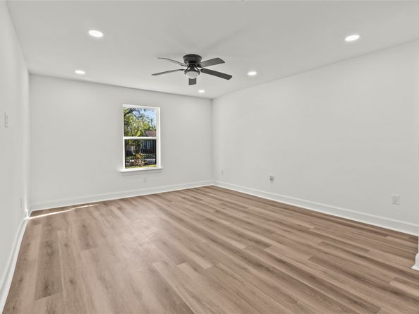 3030 Roe Drive, Houston TX 77087