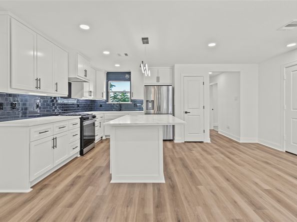 3030 Roe Drive, Houston TX 77087