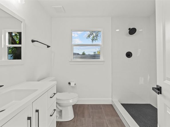 3030 Roe Drive, Houston TX 77087