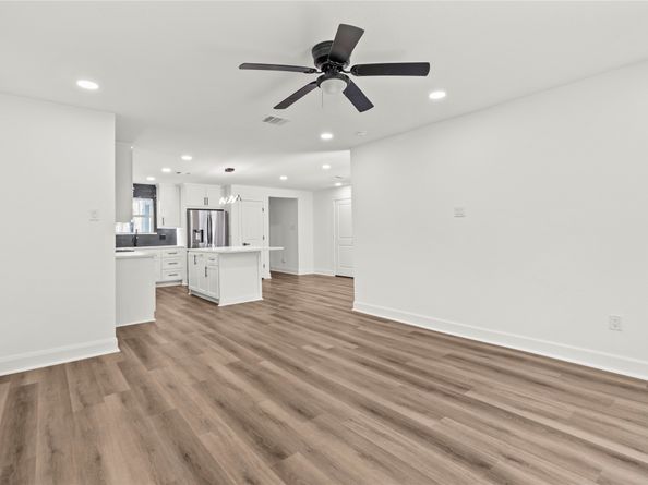 3030 Roe Drive, Houston TX 77087