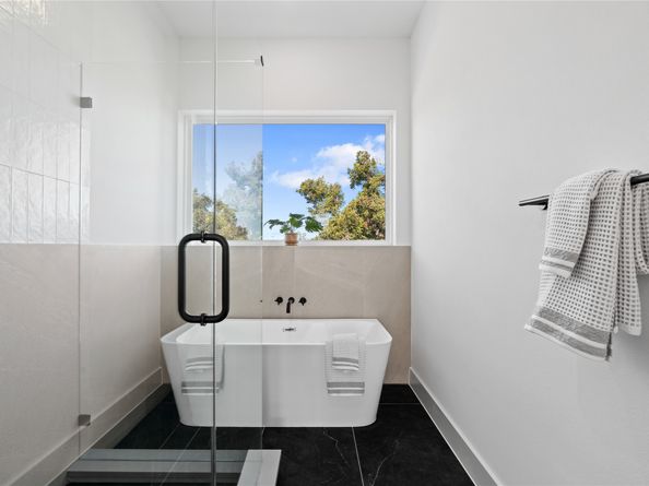 5507 Hershe Street, Houston TX 77020