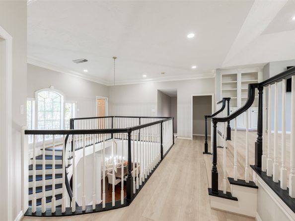 81 The Oval Street, Sugar Land TX 77479