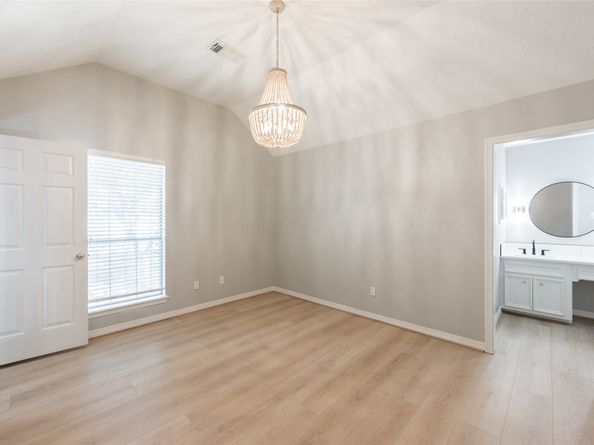 81 The Oval Street, Sugar Land TX 77479