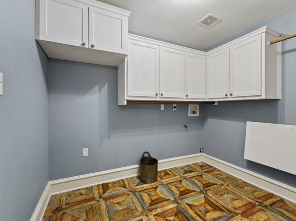 6733 Sylvan Road, Houston TX 77023