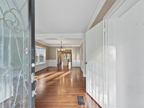 6733 Sylvan Road, Houston TX 77023