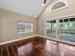 6733 Sylvan Road, Houston TX 77023