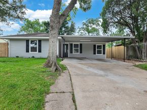 5858 Beldart Street, Houston TX 77033