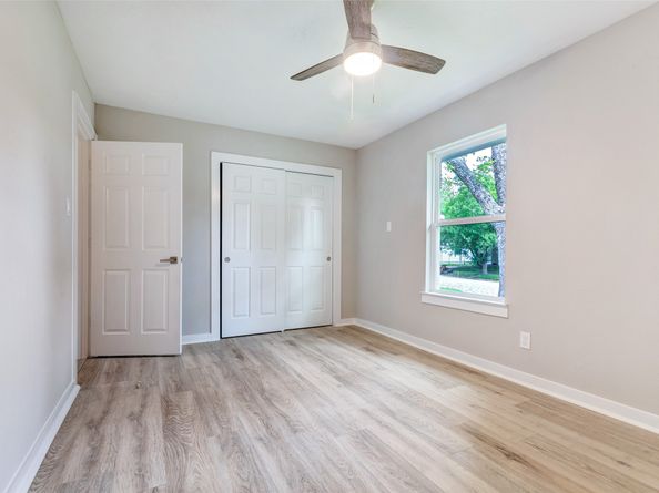 5858 Beldart Street, Houston TX 77033